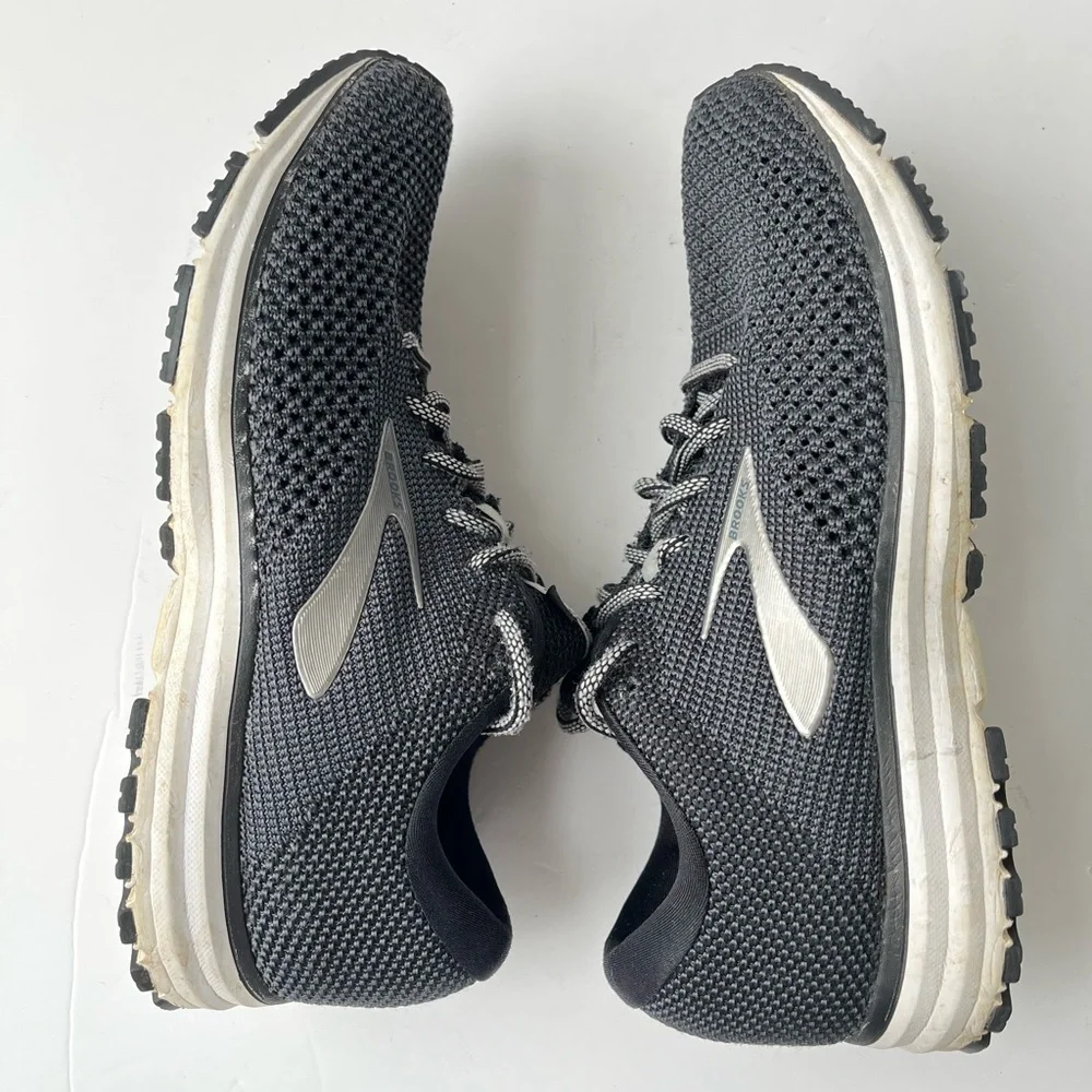 Brooks Reveal 2 Black Gray Athletic Running Sneakers Size 9.5